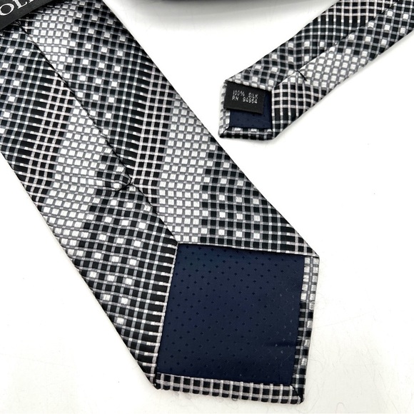 ADOLFO Men's Silver & Black Abstract Stripe 100% Silk Tie - Picture 3 of 7